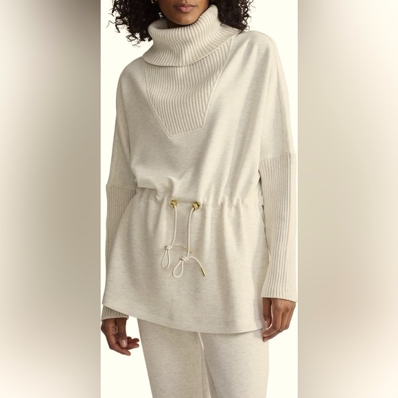 Varley Other - Varley Suffolk Longline Turtleneck Sweatshirt